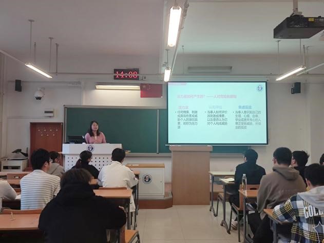 f3d2867be3f240e1a0d859e5524f6b4b.jpg 741.jpg